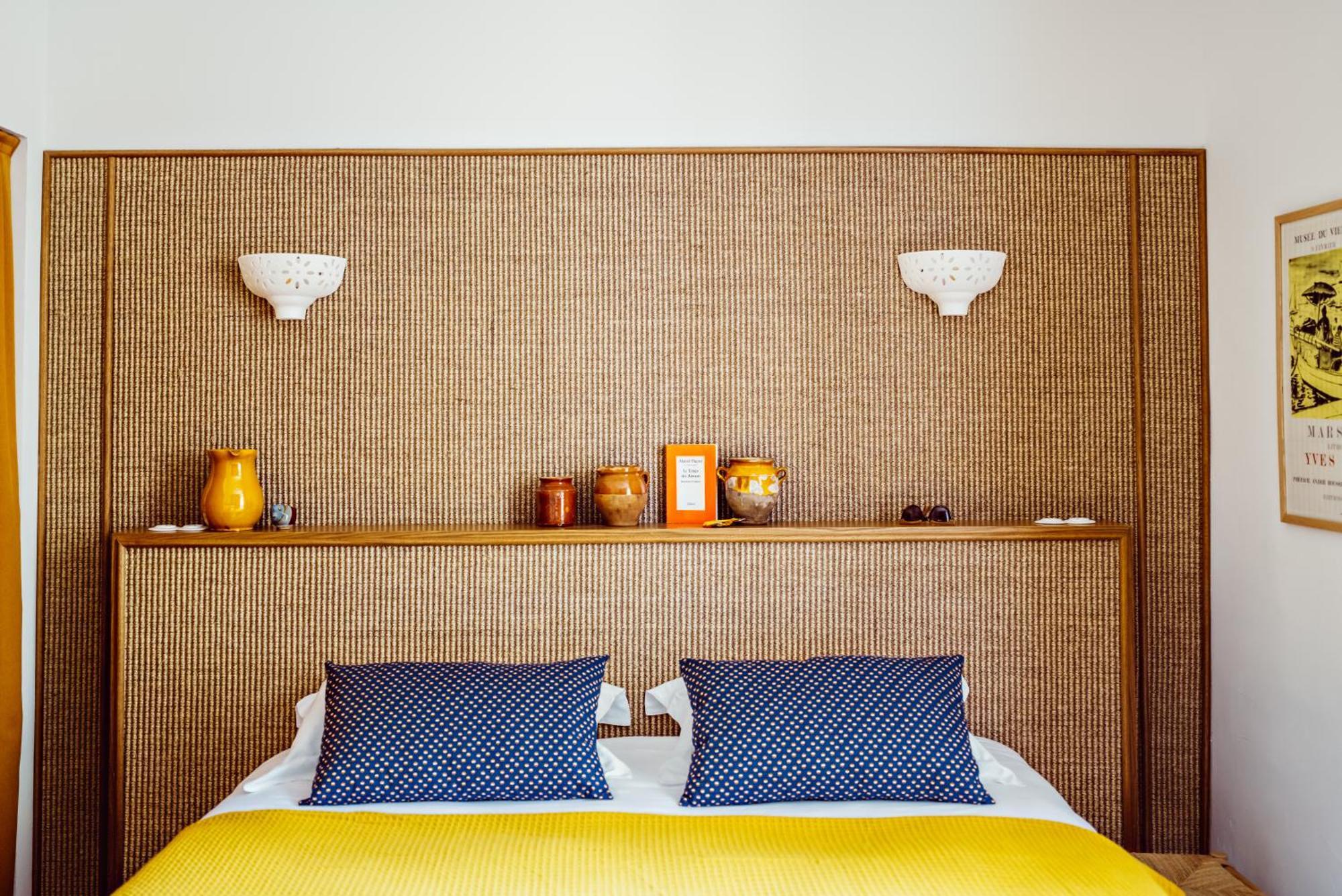 Hotel Le Moulin, Lourmarin, A Beaumier 4*