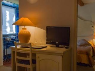 Le Moulin, Lourmarin, A Beaumier Hotel
