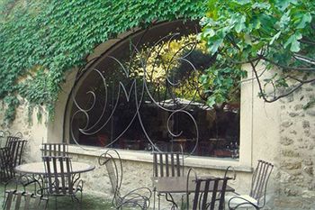 Le Moulin, Lourmarin, A Beaumier 4* Lourmarin